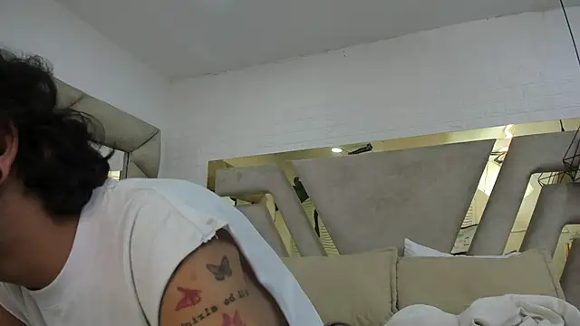 Ibratxandy online show from September 2025 07:03:02 PM