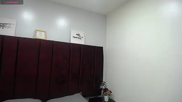 Vale honny online show from October 2025 01:22:02 PM