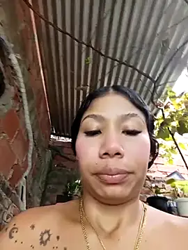 Rous-squir online show from December 2025 12:53:02 PM