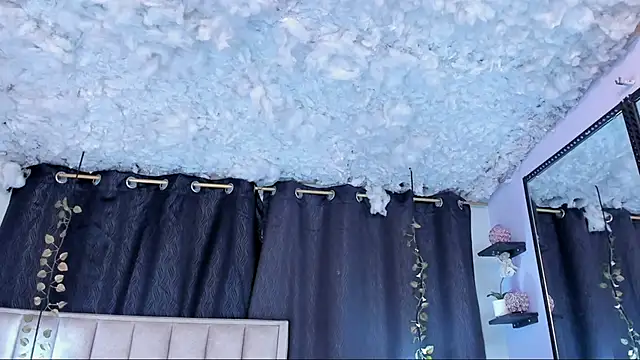 Hanzking01 online show from November 2025 03:07:01 AM