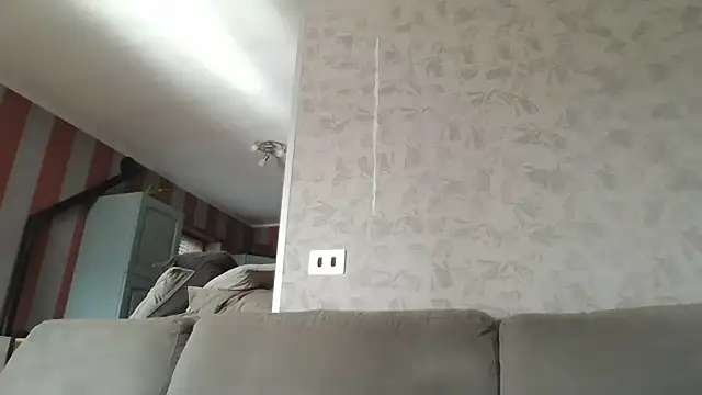 Snapshot of cazzoweb chatting on November 2025 12:16:02 PM cazzoweb online show from November 2025 12:16:02 PM