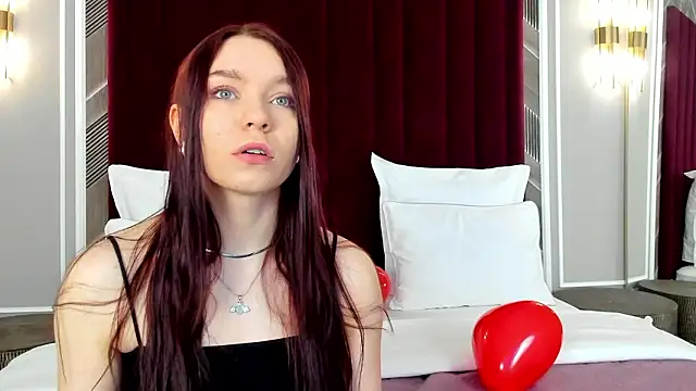 NoraHaynes online show from February 2026 03:14:02 AM