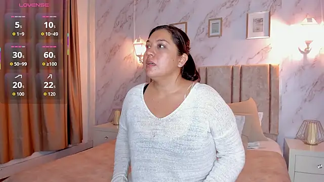 Paula And online show from September 2025 11:56:02 AM