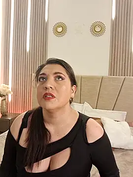 Paula And online show from March 2026 12:22:01 PM