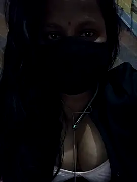 shalubhabhi69 online show from November 2025 06:11:02 PM