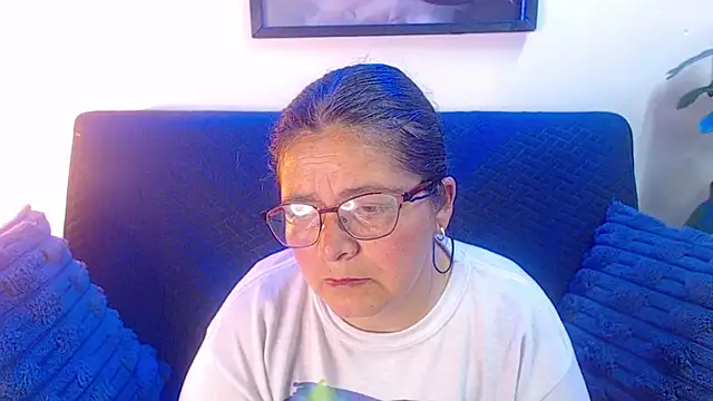 Linda banks  online show from November 2025 01:27:02 AM