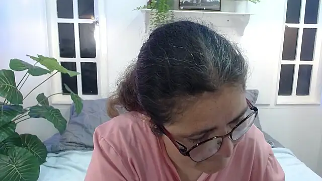 Linda banks  online show from April 2026 01:36:01 AM