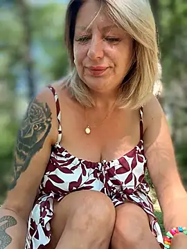 Snapshot of Milena-MilfaXXX chatting on July 2026 02:52:02 AM Milena-MilfaXXX online show from July 2026 02:52:02 AM