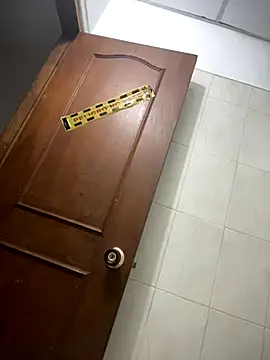 MarAndrws online show from December 2025 06:14:03 PM