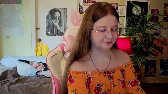 Sienna-Cow online show from September 2025 10:28:01 AM