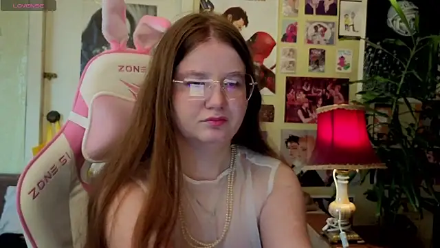 Sienna-Cow online show from October 2025 11:53:02 AM