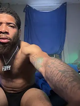 Snapshot of 1mistaGoodWood chatting on October 2025 09:37:02 PM 1mistaGoodWood online show from October 2025 09:37:02 PM