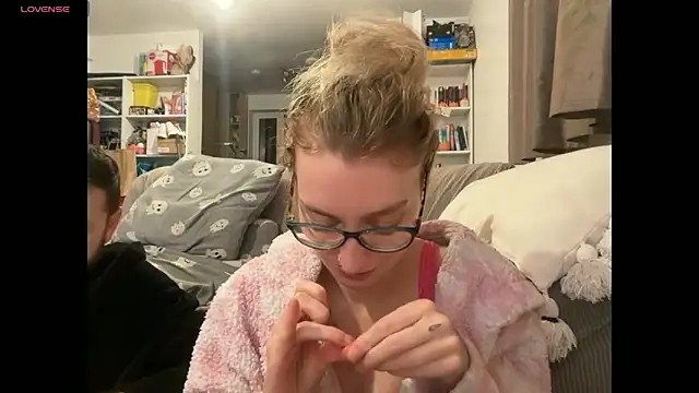 harleyblair online show from February 2026 11:09:01 PM