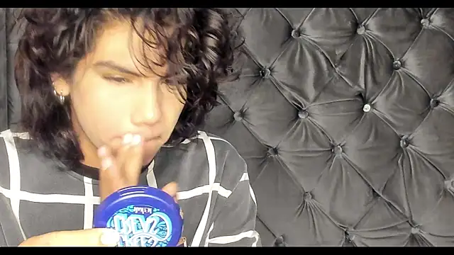 Snapshot of bxby_dolls chatting on October 2025 01:47:01 AM bxby dolls online show from October 2025 01:47:01 AM