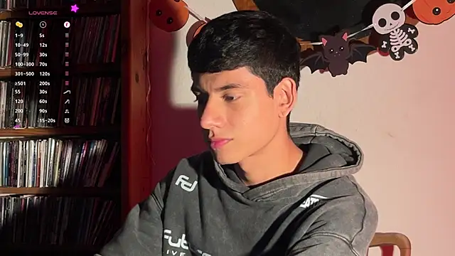 jim dj online show from October 2025 10:43:01 PM