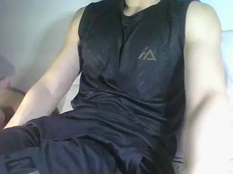 malacobi0 online show from March 2026 06:10:01 PM