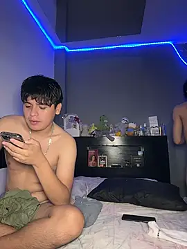 Snapshot of Kailertwink chatting on July 2026 05:55:02 AM Kailertwink online show from July 2026 05:55:02 AM