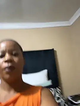 THICKBUNNYCHICKxxx online show from April 2026 07:58:02 PM