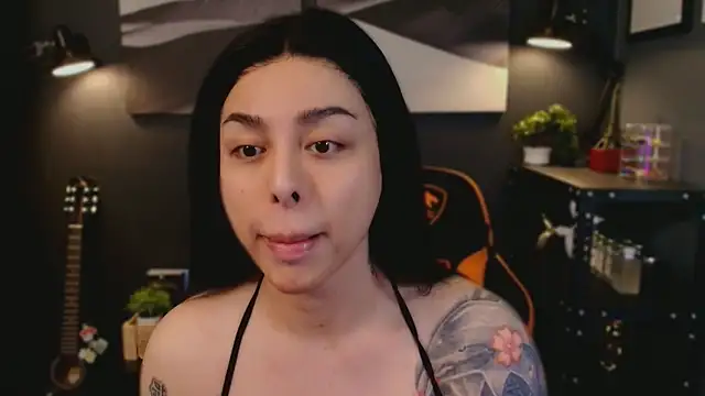 LUNACOCKSLAYER online show from November 2025 11:42:01 AM