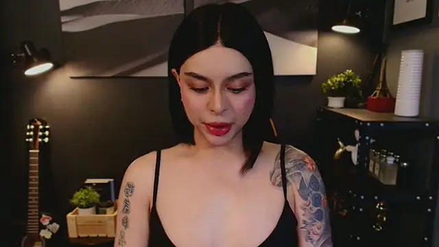 LUNACOCKSLAYER online show from November 2025 02:41:02 PM