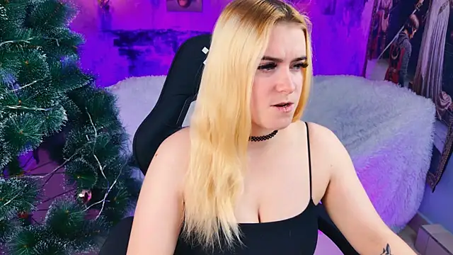 Stef Nicks online show from December 2025 09:03:01 AM