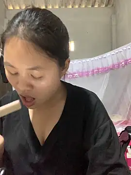 Snapshot of NhuFox chatting on October 2025 02:42:01 AM NhuFox online show from October 2025 02:42:01 AM