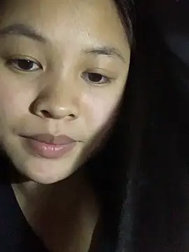 Snapshot of NhuFox chatting on October 2025 01:34:01 PM NhuFox online show from October 2025 01:34:01 PM