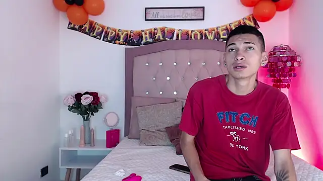 AmelieAndAce online show from October 2025 12:50:01 PM