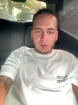 Snapshot of Pablo_EscobarGomez chatting on January 2026 03:17:02 PM Pablo EscobarGomez online show from January 2026 03:17:02 PM