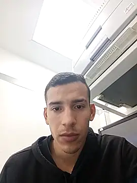 Jose20moro online show from November 2025 02:20:02 PM