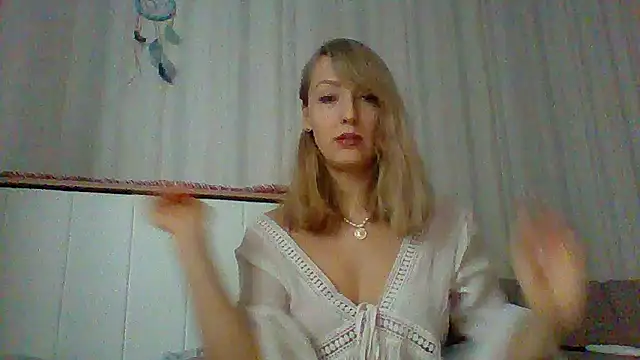 Vexxaa online show from January 2026 12:10:01 PM