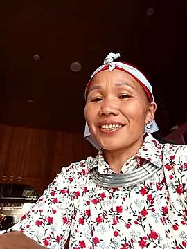 Snapshot of TinTin321 chatting on October 2025 05:51:01 AM TinTin321 online show from October 2025 05:51:01 AM