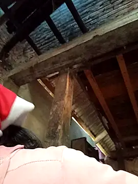 Snapshot of TinTin321 chatting on November 2025 07:40:02 AM TinTin321 online show from November 2025 07:40:02 AM