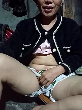 Snapshot of TinTin321 chatting on January 2026 12:09:02 PM TinTin321 online show from January 2026 12:09:02 PM