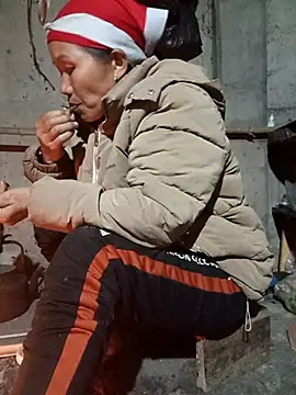 Snapshot of TinTin321 chatting on February 2026 11:14:01 AM TinTin321 online show from February 2026 11:14:01 AM