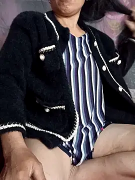 Snapshot of TinTin321 chatting on February 2026 08:49:01 PM TinTin321 online show from February 2026 08:49:01 PM