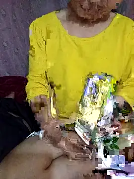 Snapshot of TinTin321 chatting on February 2026 09:05:01 AM TinTin321 online show from February 2026 09:05:01 AM