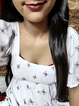 Indian-Aleena online show from October 2025 08:17:02 PM