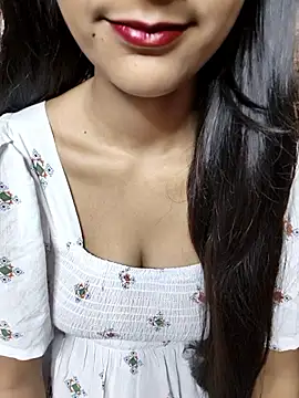 Indian-Aleena online show from October 2025 07:42:01 AM