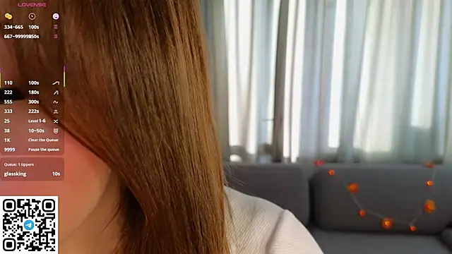 KristiGroune online show from November 2025 06:13:01 AM