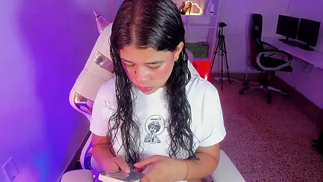 Ivy nt online show from November 2025 12:48:02 PM