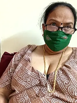 Snapshot of heera-rani chatting on February 2026 09:38:01 AM heera-rani online show from February 2026 09:38:01 AM