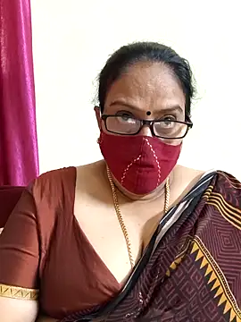 Snapshot of heera-rani chatting on March 2026 06:40:01 AM heera-rani online show from March 2026 06:40:01 AM
