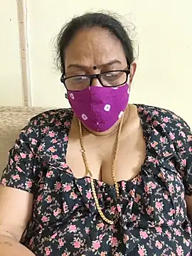 Snapshot of heera-rani chatting on June 2026 01:50:01 PM heera-rani online show from June 2026 01:50:01 PM