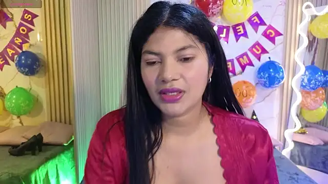 Snapshot of Lexy_tay chatting on February 2026 12:20:01 PM Lexy tay online show from February 2026 12:20:01 PM