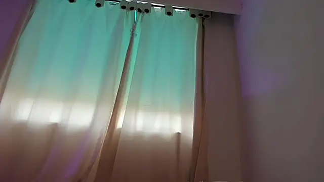 canelleGarces online show from February 2026 04:45:02 PM