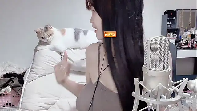 twlilybae online show from March 2026 11:49:01 AM