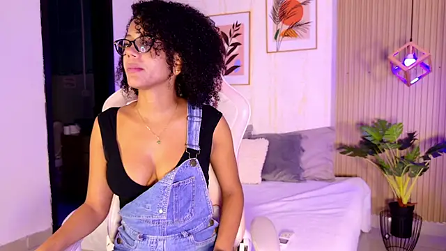 Ayleen Dunkan online show from February 2026 01:21:02 PM