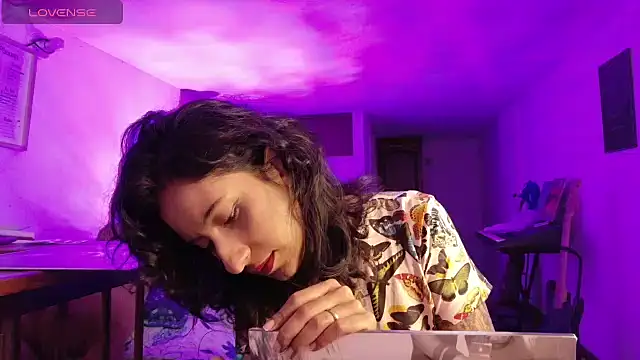 atenea dragon   online show from December 2025 02:19:01 AM