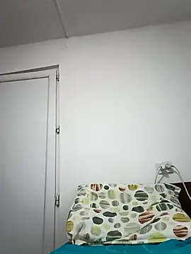 Vera Elle online show from November 2025 05:35:01 PM